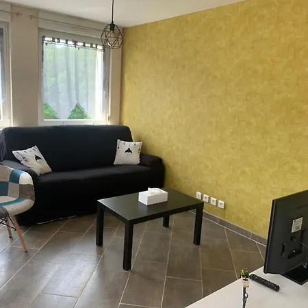 Lägenhet Le Meuble De Naya *
